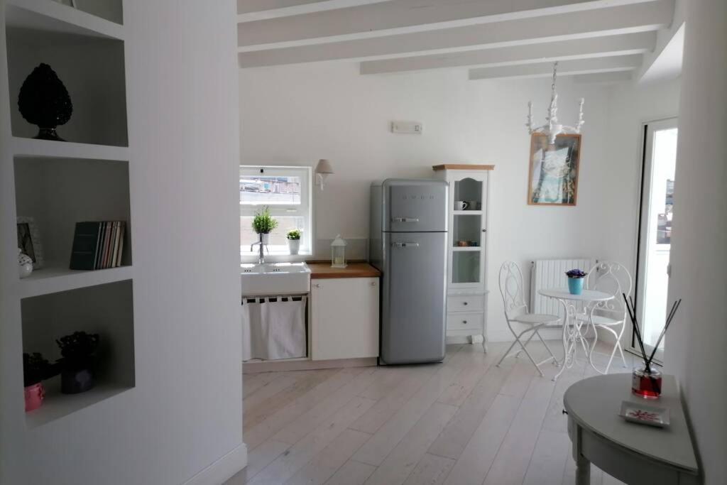 Appartamento Shabby Chic Barletta Exterior photo